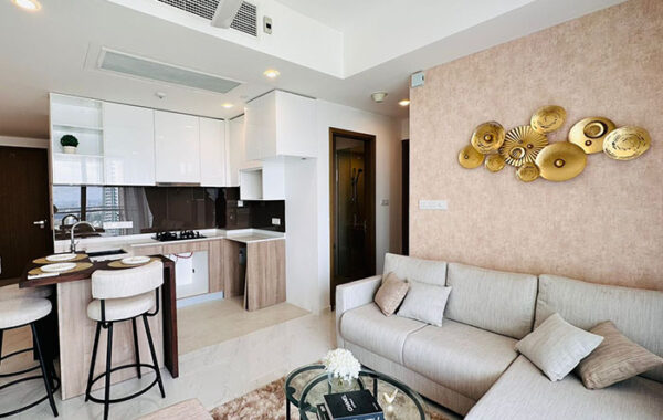 Capitol Twin Peak Towers 1