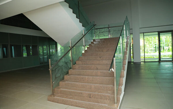 Gampaha District Secretariat 700x460 4